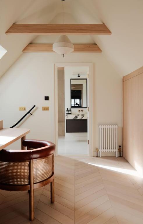 Knightsbridge Duplex On Elegant Walton Street * Londen
